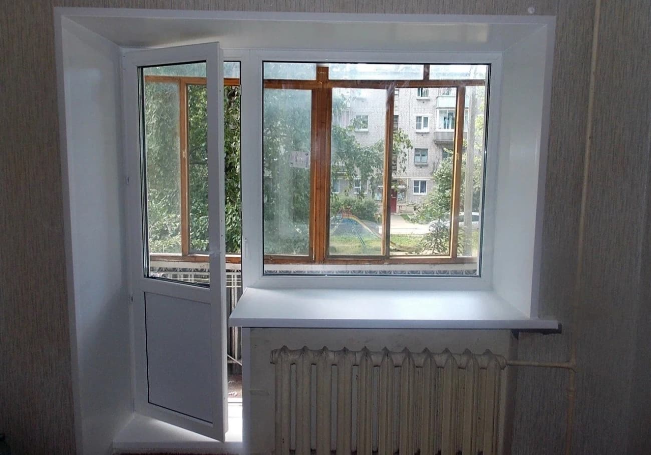 Балконная дверь не открывается